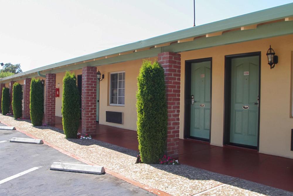 King'S Rest Motel Gilroy Exterior photo